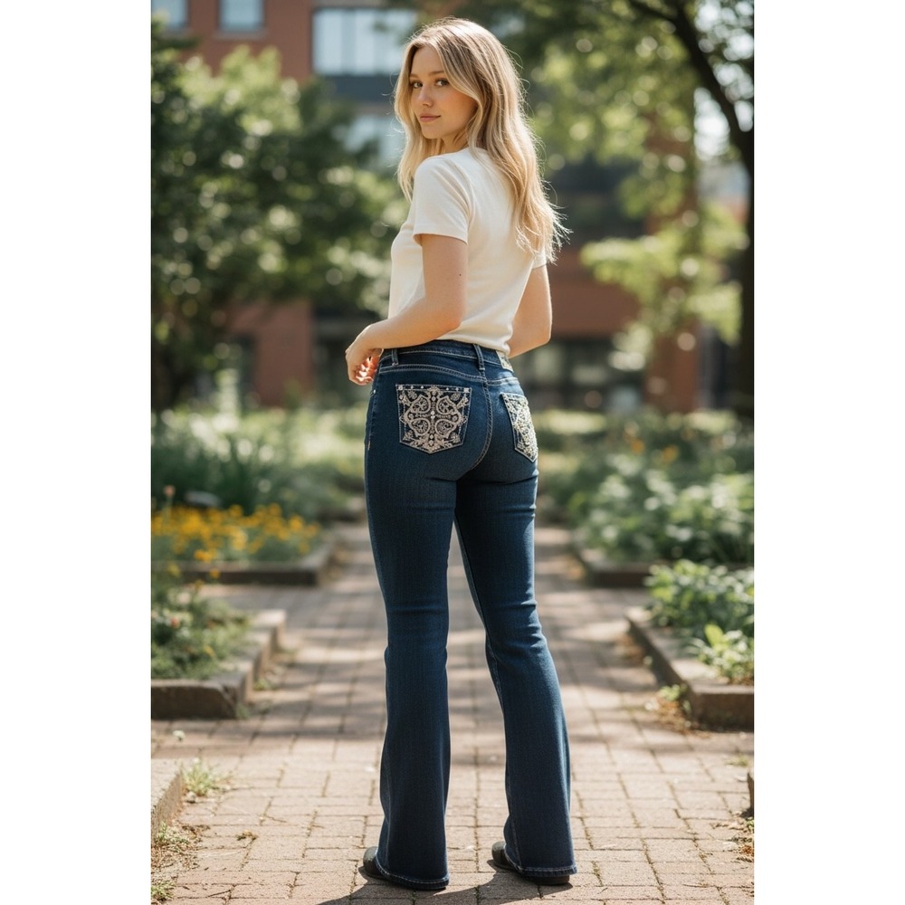 Sexy Couture Denim Jeans Embellished Paisley Pocket Bootcut Sz 1‎ Length 30